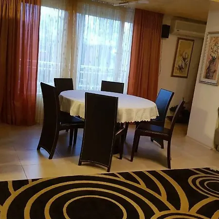 Yassen Luxury Apartment