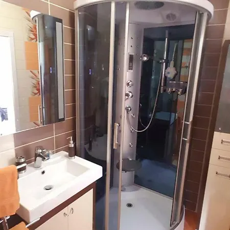 Yassen Luxury *