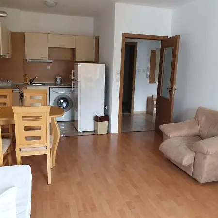 Yassen Luxury Apartment Sunny Beach