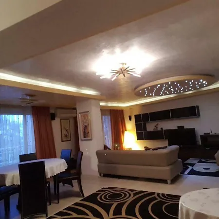 Yassen Luxury Slăntjev Brjag